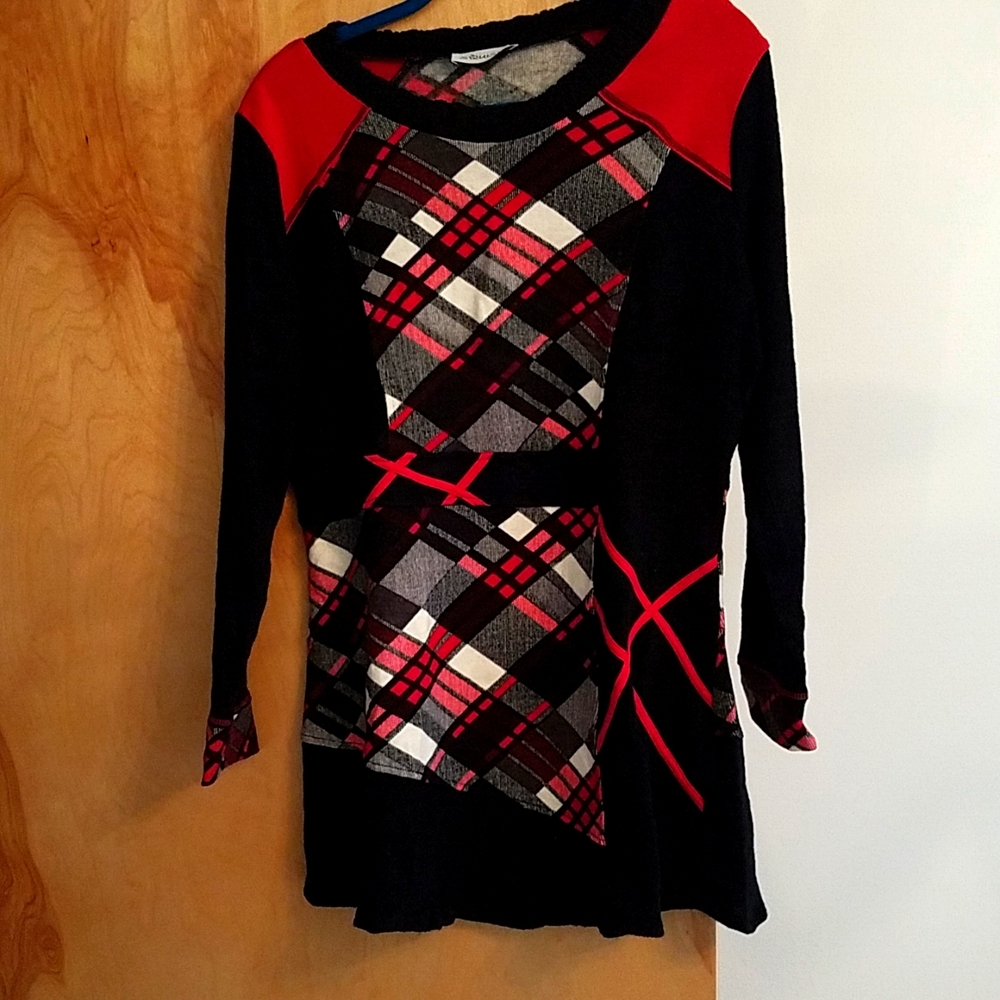 Never worn. Tunic